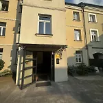 Like-a House Starowka